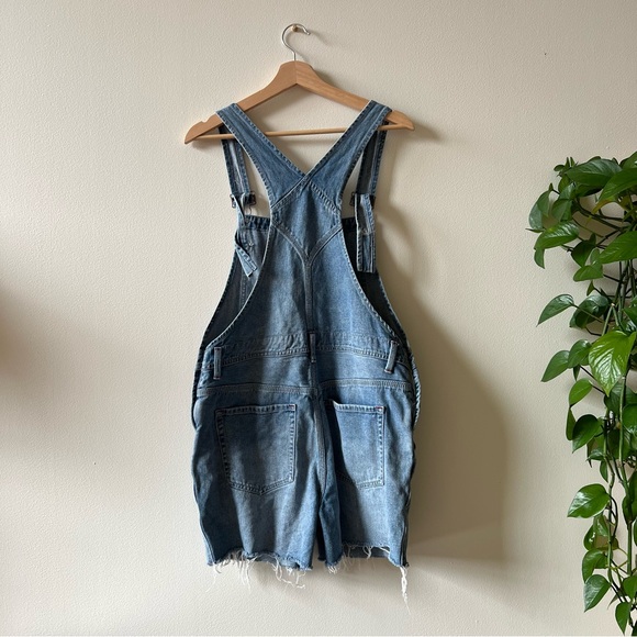 Free People Denim Shortalls Overall Shorts Size 28 - Picture 4 of 6